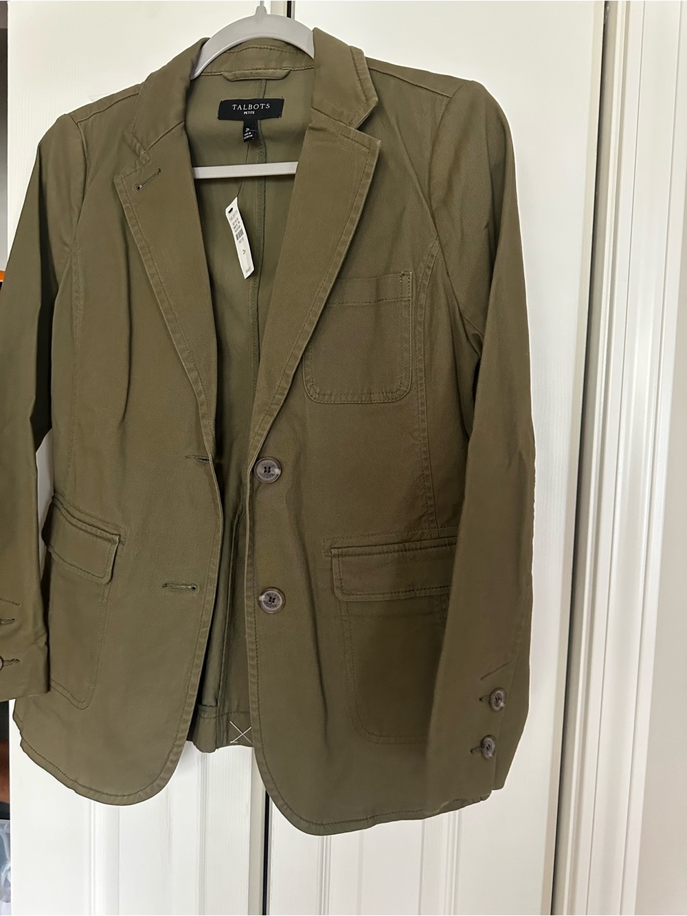 Talbots women’s  Olive Green Casual Blazer 2P
NEW Retail 149$